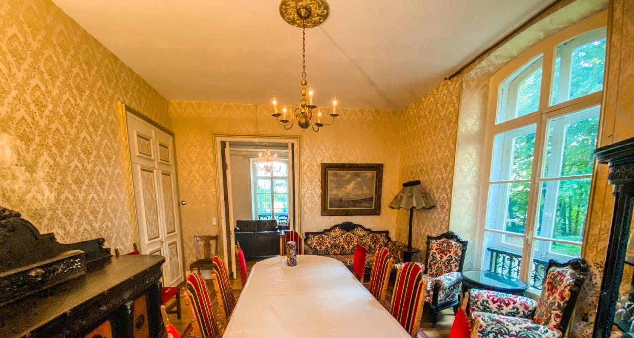 Private Castle With Park - Chateau Guillermo La Moncelle Exterior foto