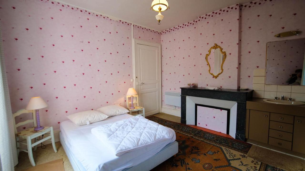 Private Castle With Park - Chateau Guillermo La Moncelle Exterior foto